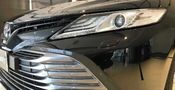 Toyota Camry Front Light Side Siew