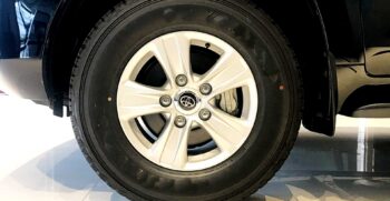 Toyota landcruiser tyre